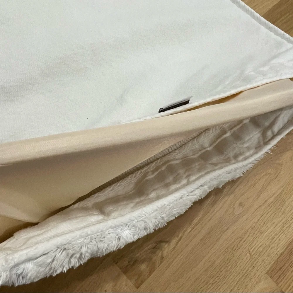 Hudson Park Collection beath Mats with Super Soft Insert Cotton